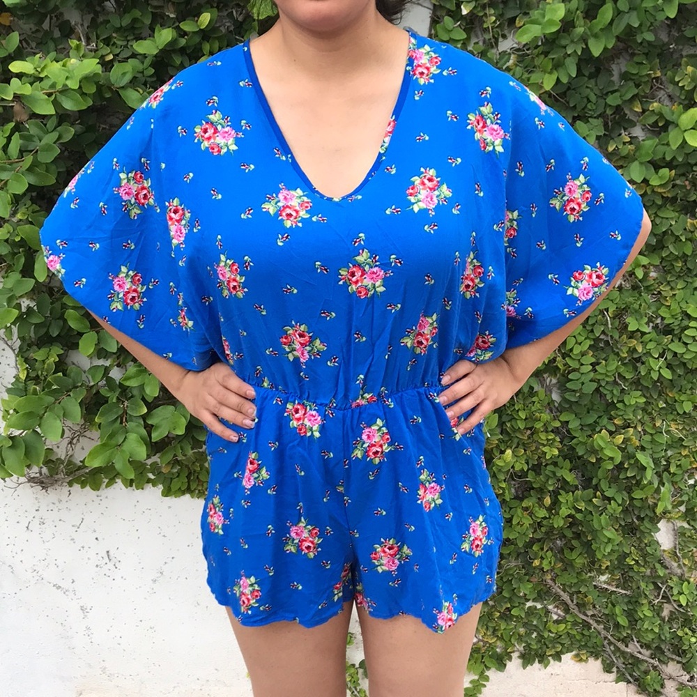 Blue floral skort